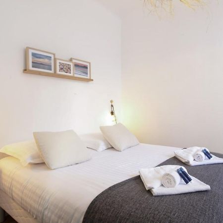 Appartement Des Halles - Welkeys ビアリッツ エクステリア 写真